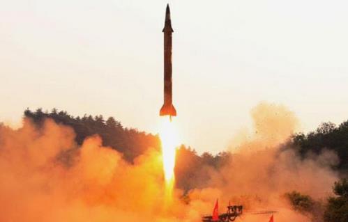 中国第一枚洲际导弹发射成功时间